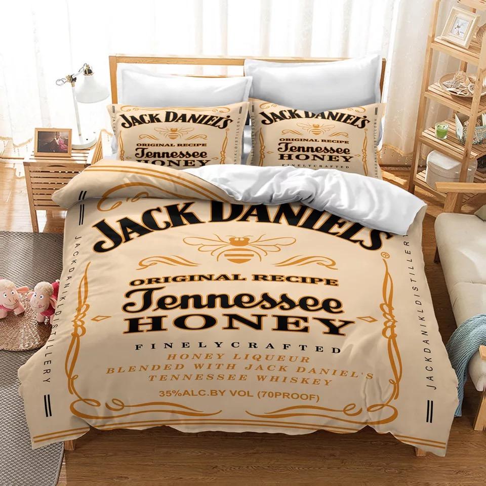 Jack Daniel’s Tennessee Honey Yellow Bedding Set Jack Daniel’s Tennessee Honey Yellow Bedding Set