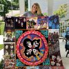 Kiss Quilt Blanket V1